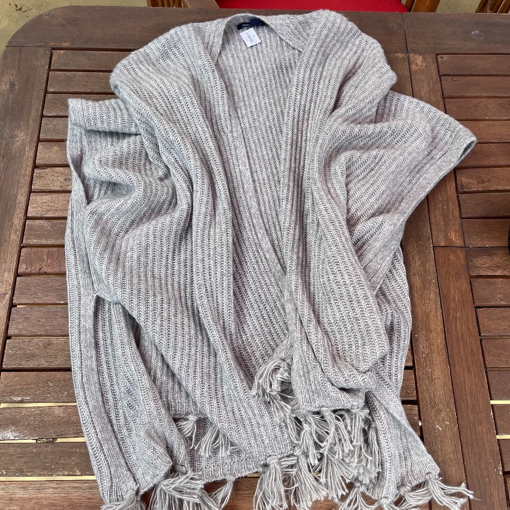 COPY - Poncho cardigan